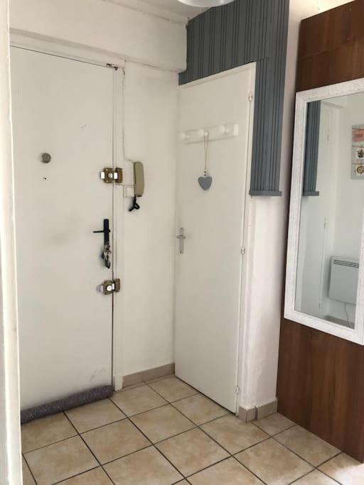 Appartement Balcon, Place De Parking, Centre Ville 발랑스 외부 사진